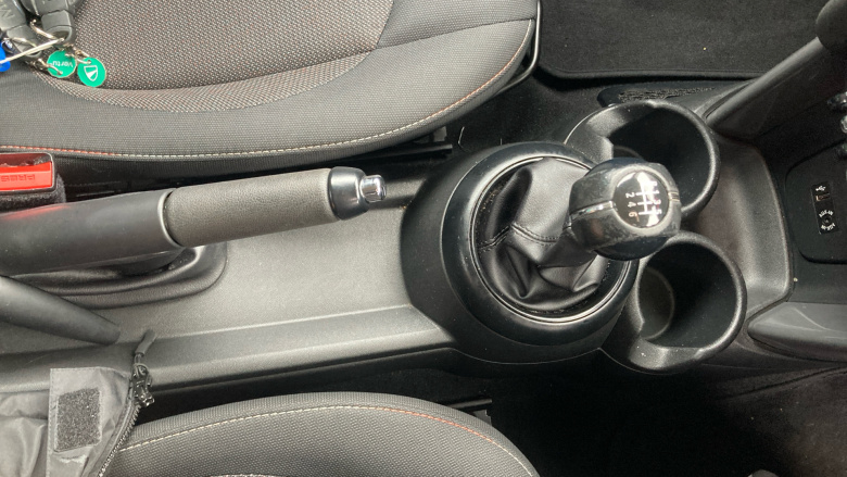 MINI Hatchback 1.5 Cooper 5dr Petrol Hatchback